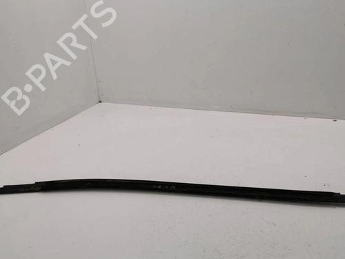 Door moulding trim SEAT IBIZA V (KJ1, KJG) 1.0 TSI | BP28896950C150 