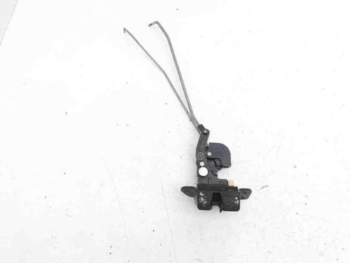 Used Tailgate lock HYUNDAI SANTA FÉ II (CM) 2.2 CRDi 4x4 (155 hp) 28887007