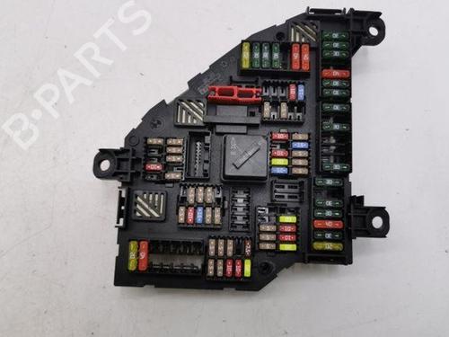 Used Fuse box BMW 5 (F10) 530 d (258 hp) 28853987