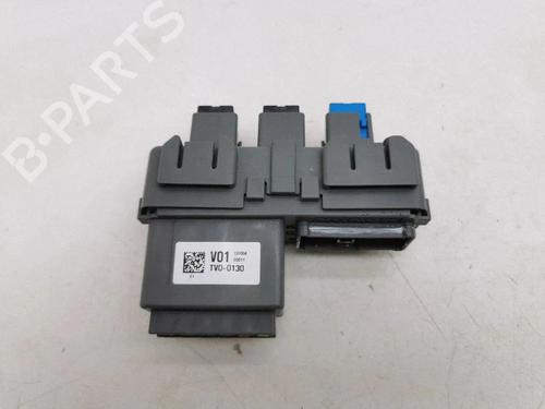 Used Fuse box Fuse box 37403798 37403798