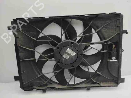 Used Radiator fan MERCEDES-BENZ CLS (C218) CLS 350 CDI / d (218.323) (265 hp) 28857768