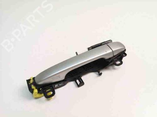Used Rear left exterior door handle TOYOTA VERSO (_R2_) 2.2 D-4D (AUR21_, AUR21R) (150 hp) 28869199