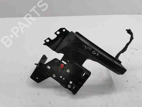 Used Rear bumper bracket LAND ROVER RANGE ROVER EVOQUE (L538) 2.2 D 4x4 (190 hp) 28859737