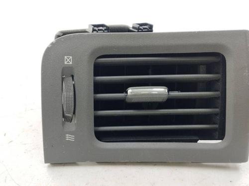 Used Air vent NISSAN X-TRAIL II (T31) 2.0 dCi 4x4 (150 hp) 28850323
