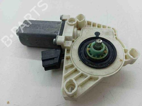 Used Right rear window motor MERCEDES-BENZ B-CLASS Sports Tourer (W245) B 200 CDI (245.208) (140 hp) 28889513