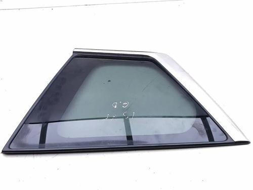 Used Rear right quarter glass Rear right quarter glass 33898956 33898956