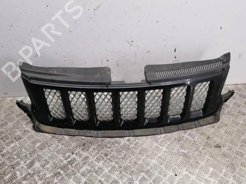 Used Grille JEEP GRAND CHEROKEE IV (WK, WK2) 3.0 CRD V6 4x4 (241 hp) 28879967