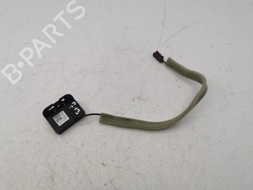 Used Antenna/Base Antenna/Base 38243046 38243046