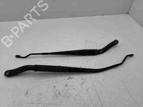 Used Front wipers mechanism OPEL ANTARA A (L07) 2.2 CDTi (163 hp) 28854425