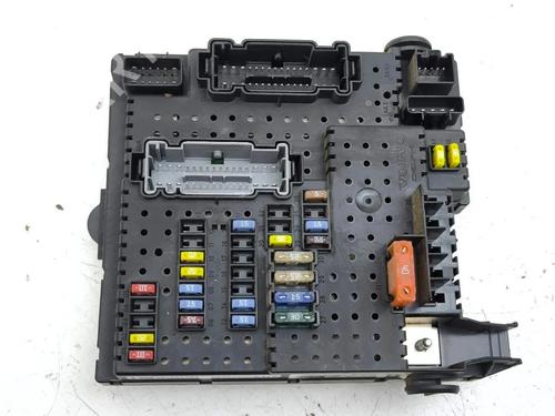 Used Fuse box Fuse box 33252412 33252412