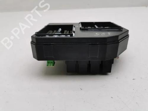 Fuse box OPEL ANTARA A (L07) 2.2 CDTi 4x4 | BP28846565E1 - Image 2