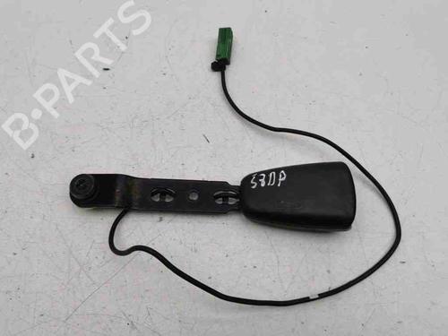 Used Seat buckle VOLVO V70 II (285) D5 (163 hp) 28884956