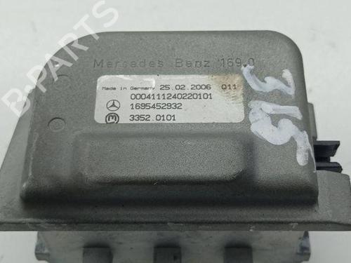 Used Electronic module MERCEDES-BENZ B-CLASS Sports Tourer (W245) B 200 CDI (245.208) (140 hp) 28844431