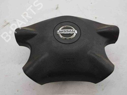 Used Driver airbag NISSAN X-TRAIL I (T30) 2.2 dCi 4x4 (136 hp) 28888993