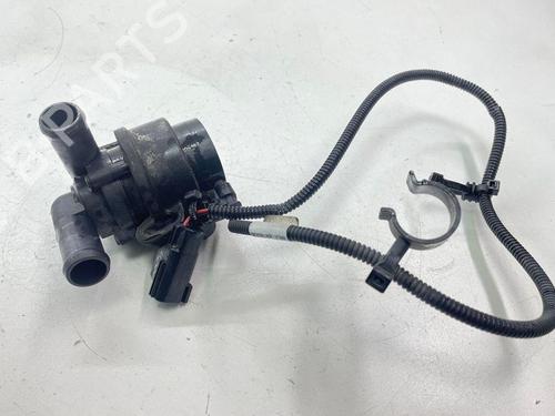 Used Auxiliary water pump VOLVO XC60 I SUV (156) D5 AWD (215 hp) 28890245