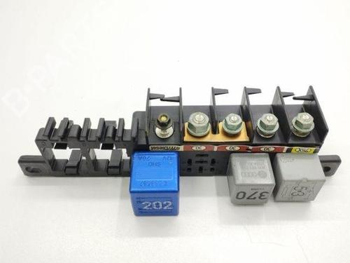 Used Fuse box AUDI A6 C5 Avant (4B5, 4B6) 2.5 TDI (180 hp) 28848433