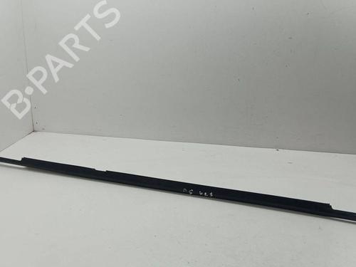 Used Door moulding trim HYUNDAI SANTA FÉ II (CM) 2.2 CRDi 4x4 (155 hp) 28892413