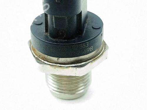Electronic sensor HYUNDAI i30 Coupe 1.6 CRDi | BP38246516M84 - Image 8