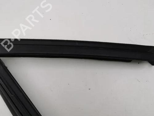 Rubber door seal CITROËN C4 III (BA_, BB_, BC_) ë-C4 (BCZKXC, BZCKSC) | BP28865095C142 