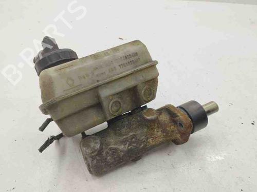 Used Brake master cylinder RENAULT LAGUNA I (B56_, 556_) 2.0 (114 hp) 28889714