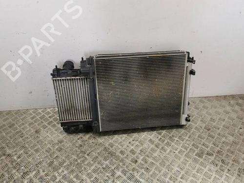 Used Radiator set Radiator set 33668067 33668067