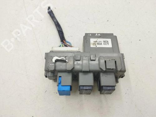 Used Fuse box Fuse box 37403824 37403824