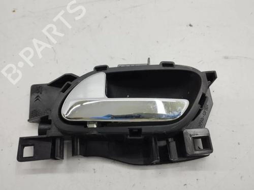 Used Front left interior door handle Front left interior door handle 33902180 33902180