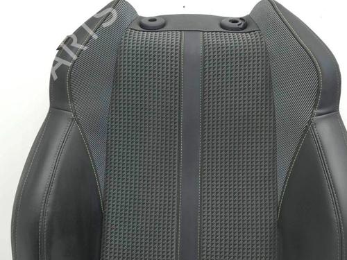 Right front seat PEUGEOT 2008 II (UD_, US_, UY_, UJ_, UR_, UC_) 1.2 PureTech 130 (USHNS, URHNS) | BP28879278C16 