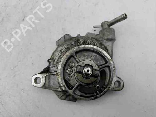 Used Vacuum pump TOYOTA YARIS (_P1_) 1.4 D-4D (NLP10_, NLP10R) (75 hp) 28853373