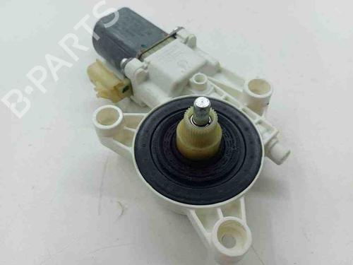 Used Right rear window motor CHRYSLER VOYAGER IV (RG, RS) 2.8 CRD (150 hp) 28890665