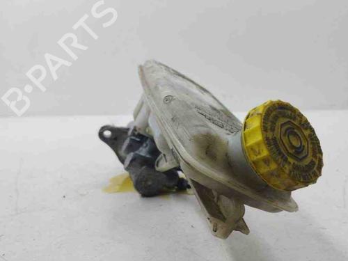 Brake master cylinder CHRYSLER VOYAGER IV (RG, RS) 2.8 CRD | BP28890624M77