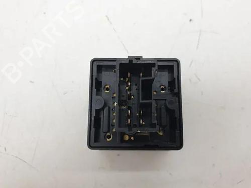 Switch MITSUBISHI OUTLANDER II (CW_W) 2.0 4WD | BP28858832I30 