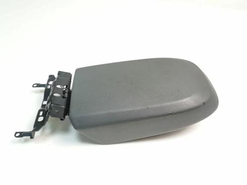 Used Armrest / Center console Armrest / Center console 33624126 33624126