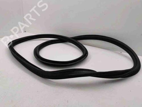 Used Rubber door seal RENAULT CLIO V (B7_) 1.3 TCe 130 (B7MF) (131 hp) 28897048