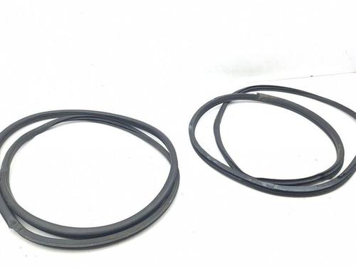 Used Rubber door seal NISSAN 350Z Coupe (Z33) 3.5 (AAZ33) (280 hp) 28879238