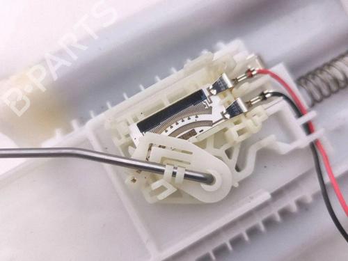 Fuel pump LEXUS IS III (_E3_) 300h (AVE30_, AVE30R) | BP37687566M76 - Image 3