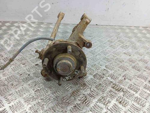 Venstre hjullejehus spindel KIA CARENS I MPV (FC, FJ) 2.0 CRDi (140 hp) 28895049