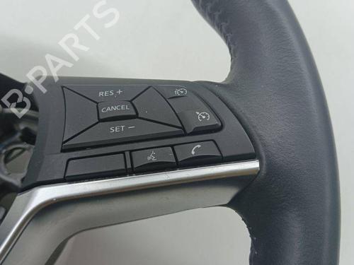 Steering wheel NISSAN QASHQAI II (J11, J11_) 1.3 DIG-T | BP28897114C49 
