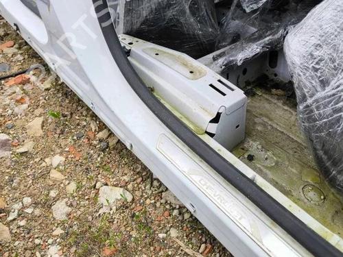 Right sideskirt CHEVROLET TRAX 1.7 TD AWD | BP28849226C114 