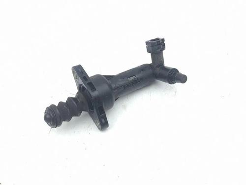 Used Clutch slave cylinder Clutch slave cylinder SEAT ATECA (KH7, KHP) 1.0 TSI (116 hp) 40231104 40231104