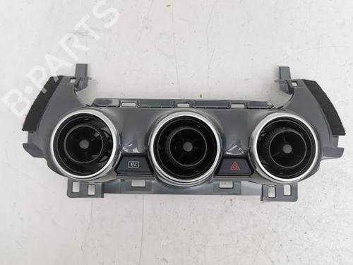 Used Air vent NISSAN JUKE (F16_) 1.6 Hybrid (143 hp) 28865002