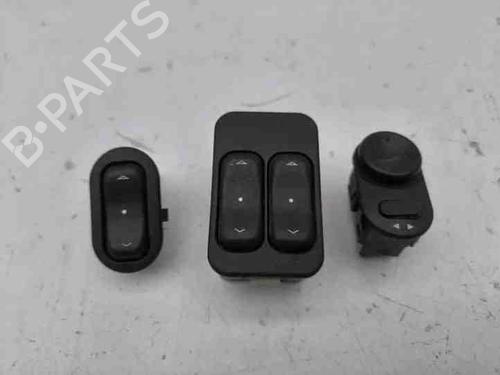 Used Switch OPEL ZAFIRA A MPV (T98) 1.8 16V (F75) (125 hp) 28862999