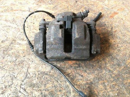 Used Right front brake caliper MERCEDES-BENZ C-CLASS (W203) C 180 Kompressor (203.046) (143 hp) 28868154