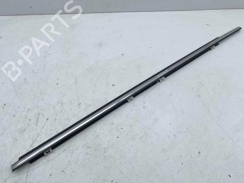 Used Door moulding trim CITROËN C-CROSSER (VU_, VV_) 2.2 HDi (156 hp) 31048362