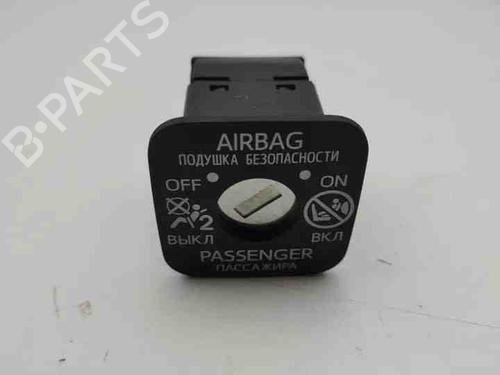 Used Switch TOYOTA C-HR (_X1_) 1.8 Hybrid (ZYX10_, ZYX11_, ZYX10R, ZYX11R) (122 hp) 28864644