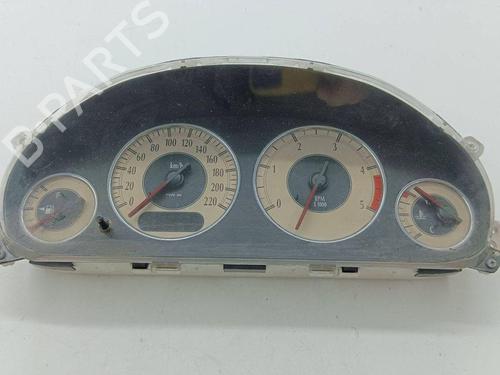 Kombiinstrument CHRYSLER VOYAGER IV (RG, RS) 2.8 CRD (150 hp) 28895689