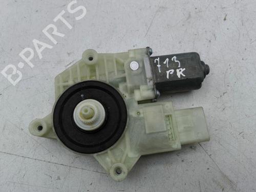 Used Left front window motor RENAULT CLIO V (B7_) 1.3 TCe 130 (B7MF) (131 hp) 28897059