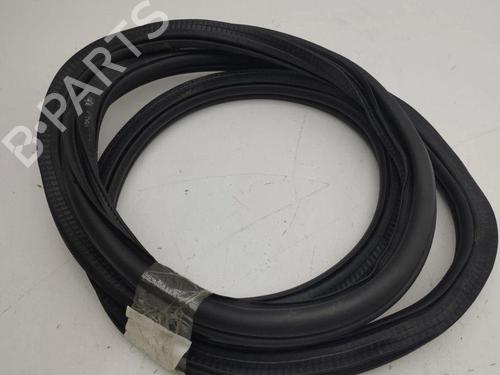 Used Rubber door seal AUDI A1 Sportback (8XA, 8XF) 1.0 TFSI (95 hp) 28900889