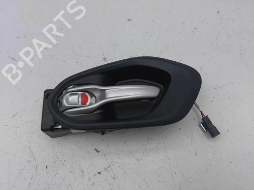 Used Front left interior door handle Front left interior door handle 33921961 33921961