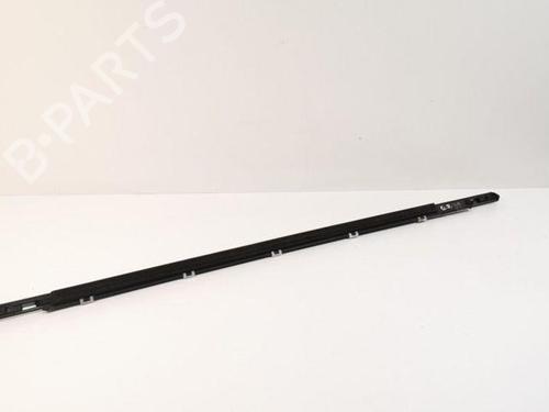 Door moulding trim HYUNDAI i40 I (VF) 1.7 CRDi | BP28868868C150 